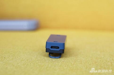 C1 Pro底部的USB-C接口好评